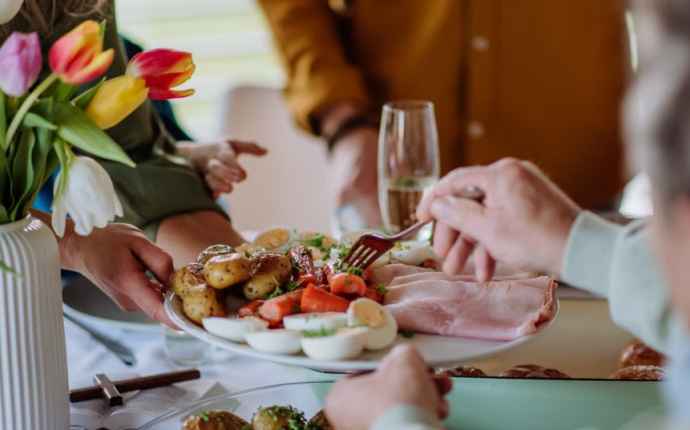 Ondt i maven efter påskefrokost